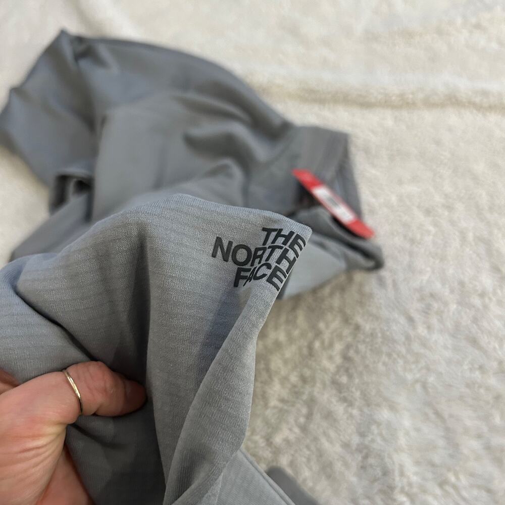 NWT North Face Sweater Mens 2XL Gray Tech 1/4 Zip Fleece Pullover Outdoors Hikin - Picture 7 of 8